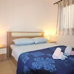 Apartments Nina 2